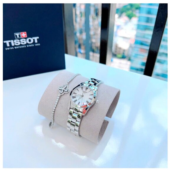 Ladies Tissot Mother of Pearl Roman Numeral 30mm Watch With Box NEW main image 7